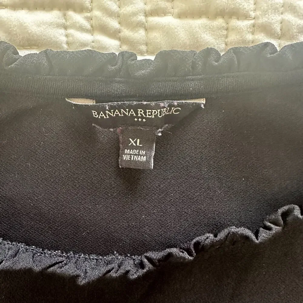 Banana Republic Short Sleeve Top Black Size XL - Picture 3 of 6